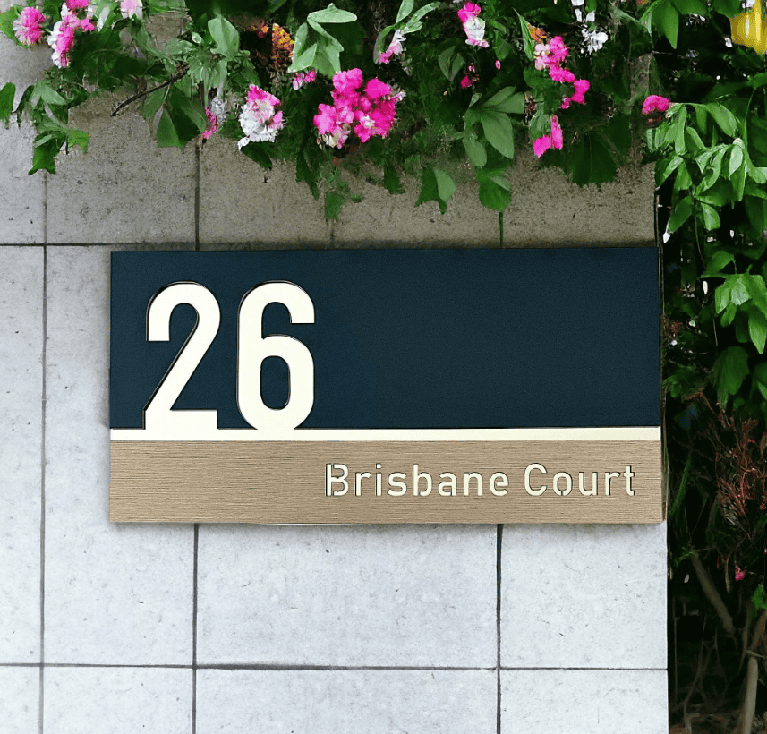 Personalized travel tags - Laser Culture